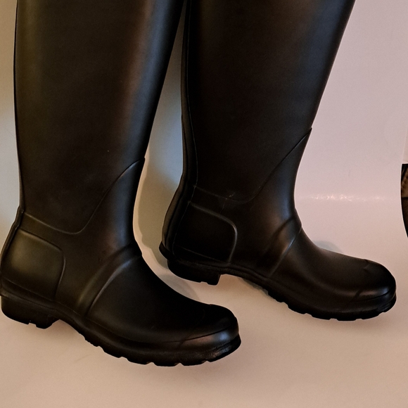 Hunter Black Matte Rain Boots Size 38/7 - Picture 5 of 13